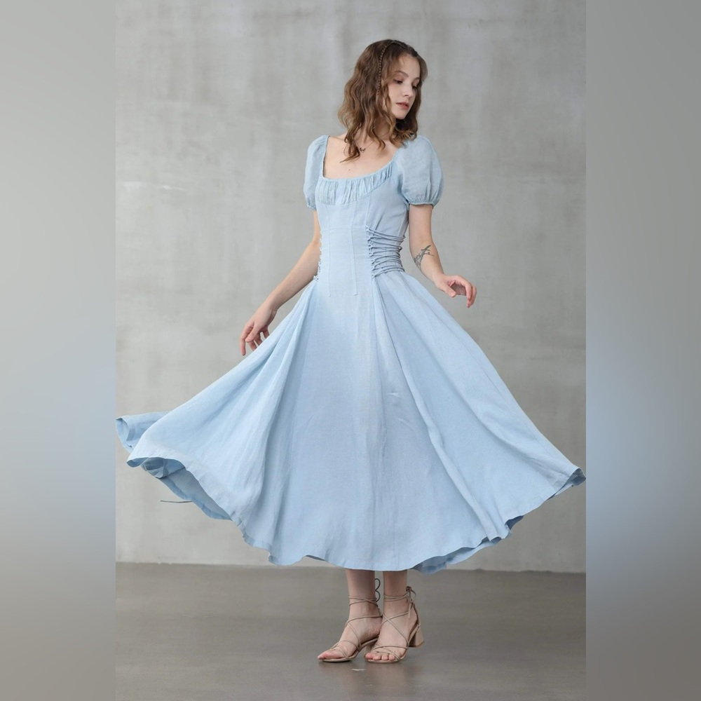 LINENNAIVE CINDERELLA DRESS - Picture 3 of 3